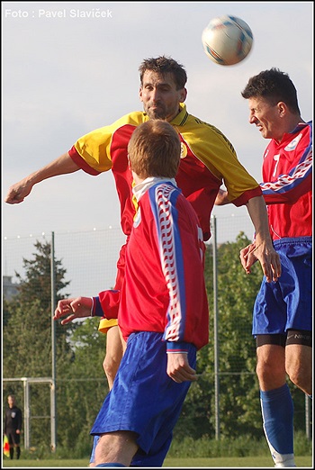 FC Tempo Praha B - SK Újezd Praha 4 2:2