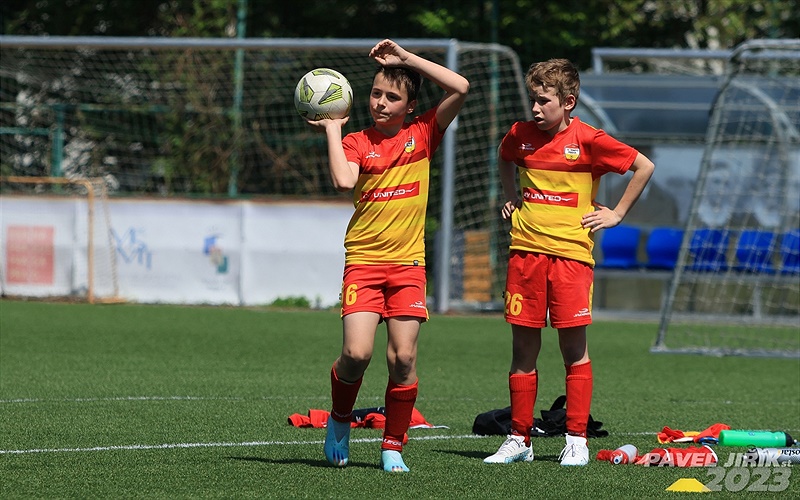 U13: Příliš velké branky