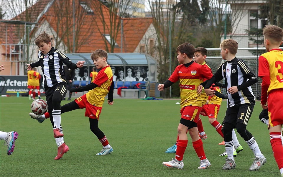 U12: Další patro na cestě