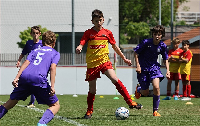 U12: Šestnáct tref proti Cidlině